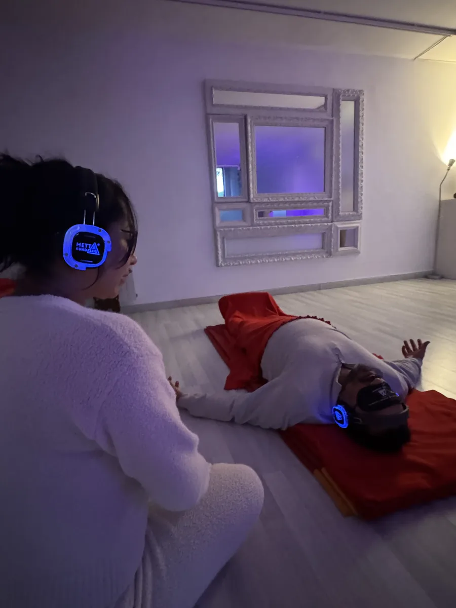 Viviana Ruiz sesión breathwork consciente